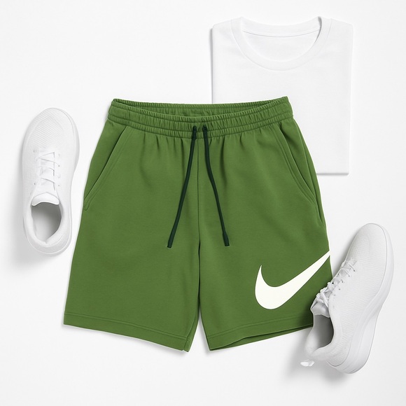Nike Sportswear Club Men M Green FLEECE SHORTS BV2721 Lounge BIG Swoosh Athletic - Picture 1 of 8